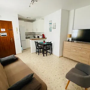 Apartment Conil Centro Y Playa, Descanso Perfecto, Con Aire Acondicionado Y Wifi, Conil De La Frontera